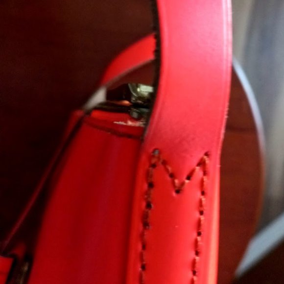 J. Crew Parker Vintage Crossbody Leather Messenger Bag, $17. or less - Picture 13 of 16